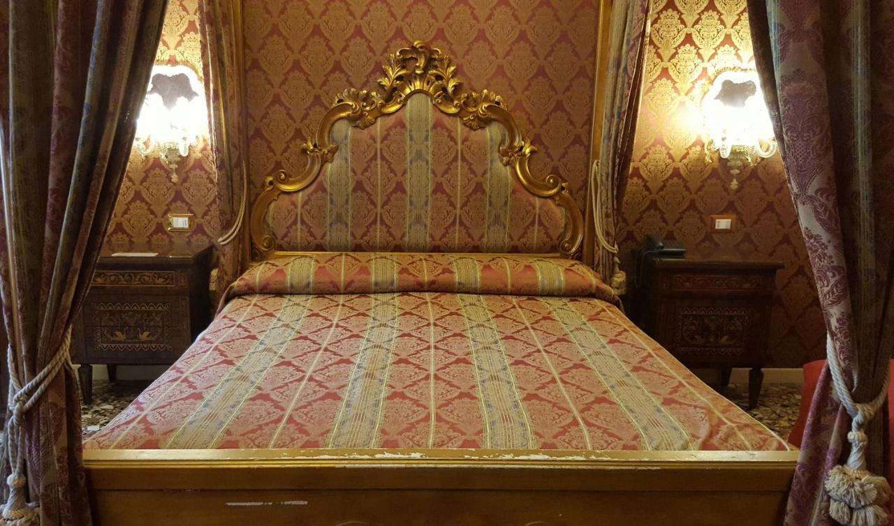 Casa Pisani Canal Guest house Venice