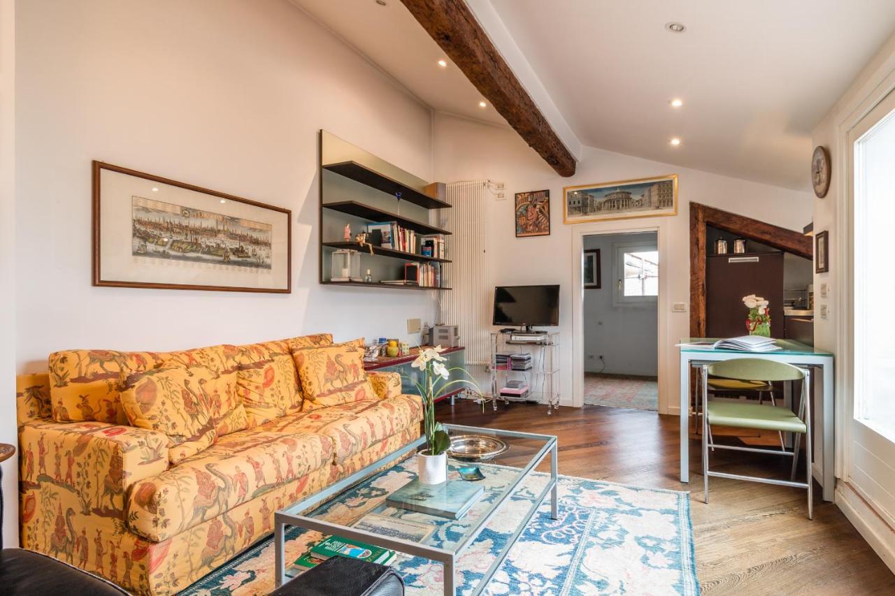 Apartamento Gold And Red - The Venetian Style With Terrace Veneza