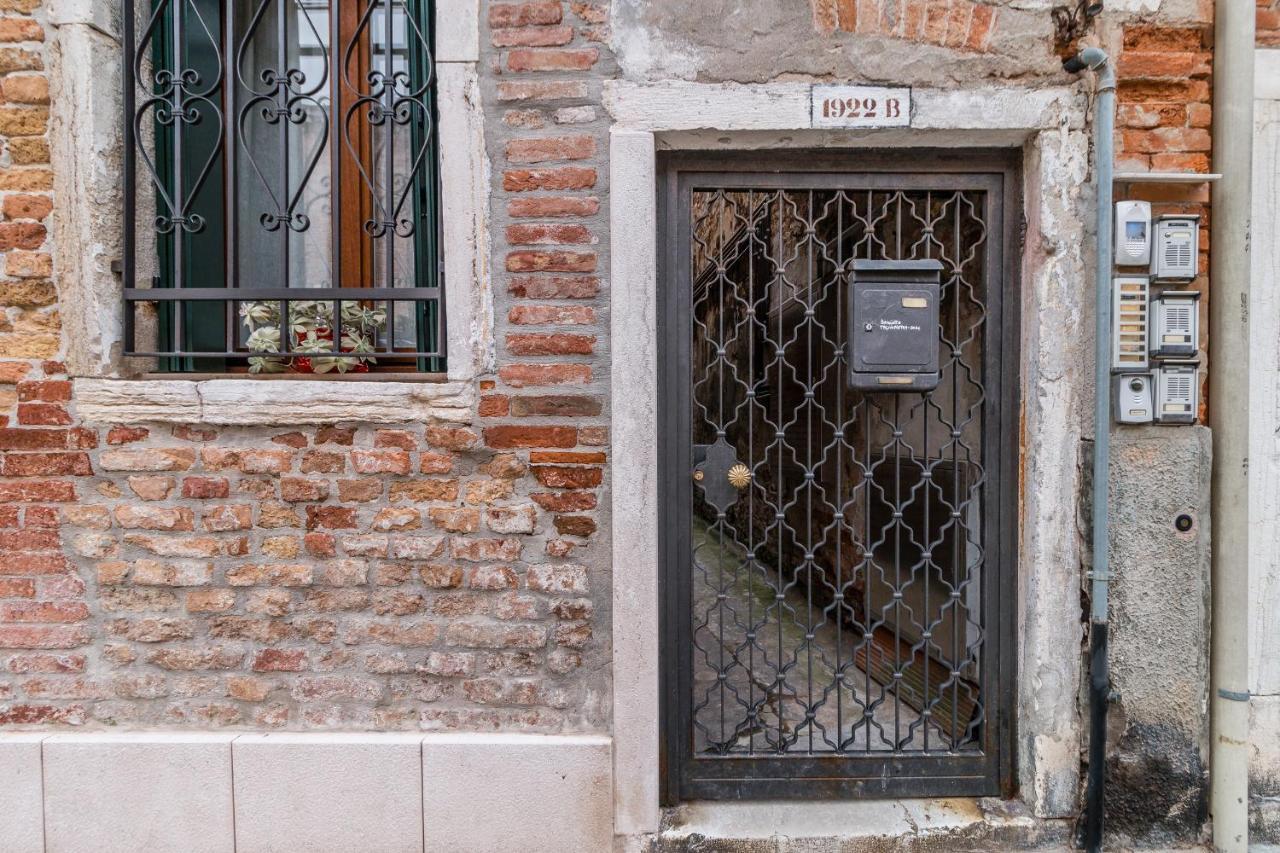Corderie De La Tana Biennale Exhibition @arsenale
