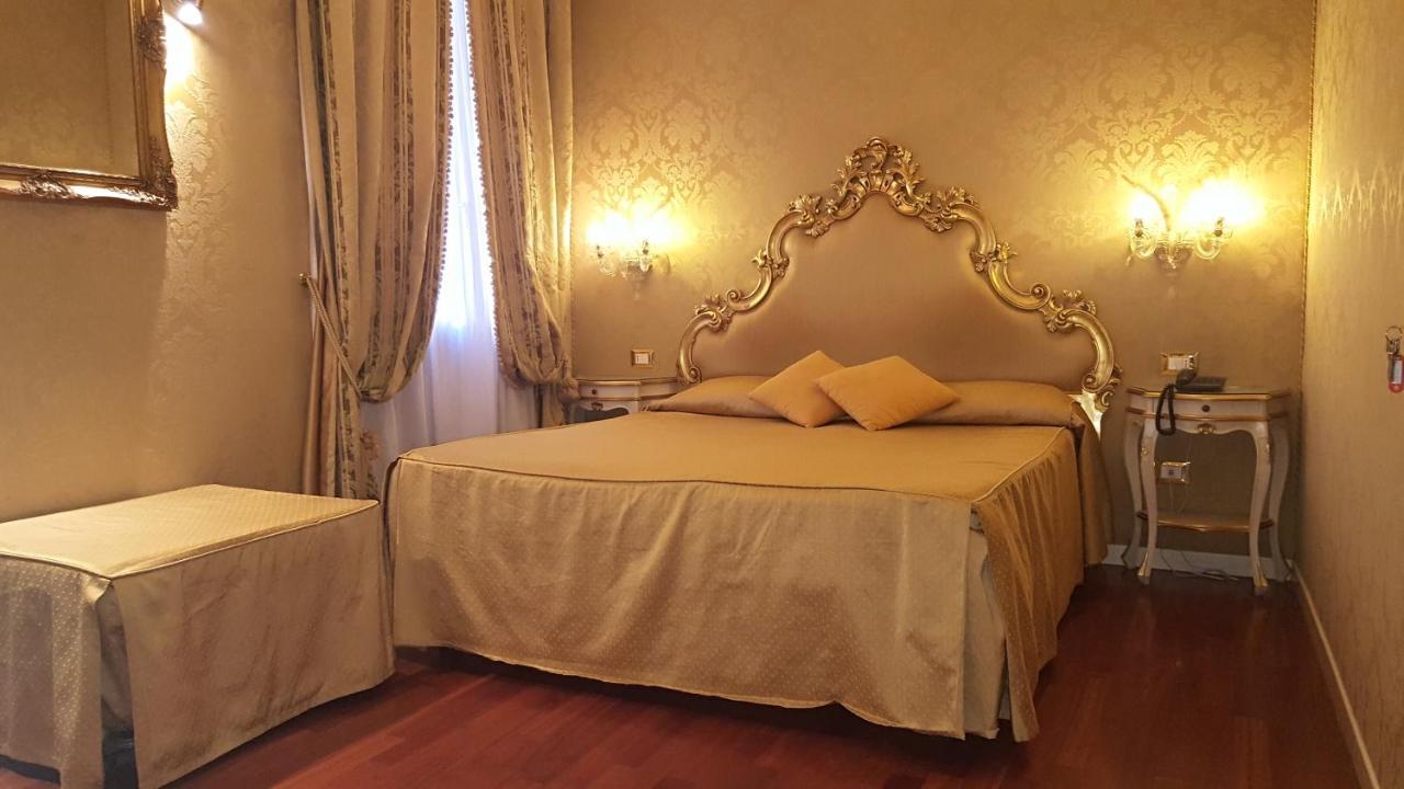 Casa Pisani Canal Guest house