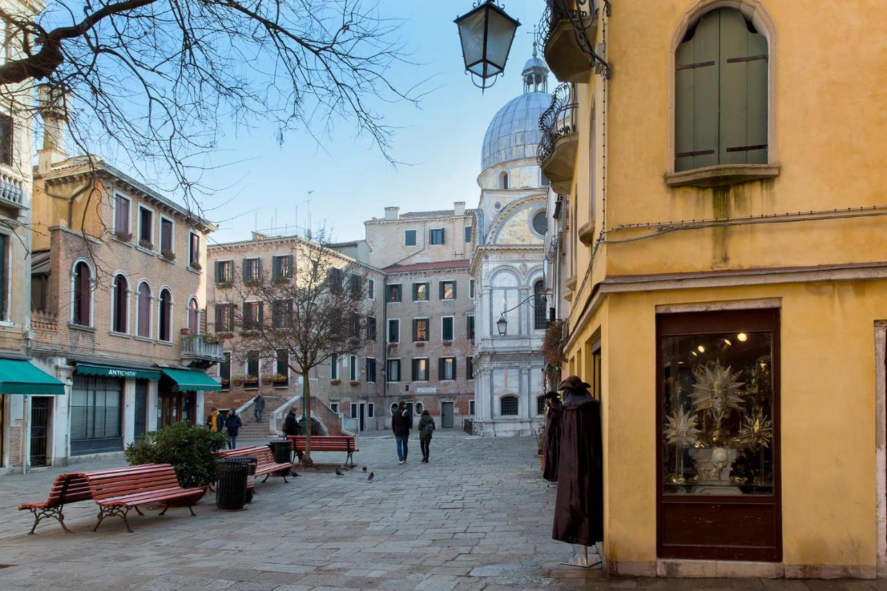 Mezzo Pozzo Veneza