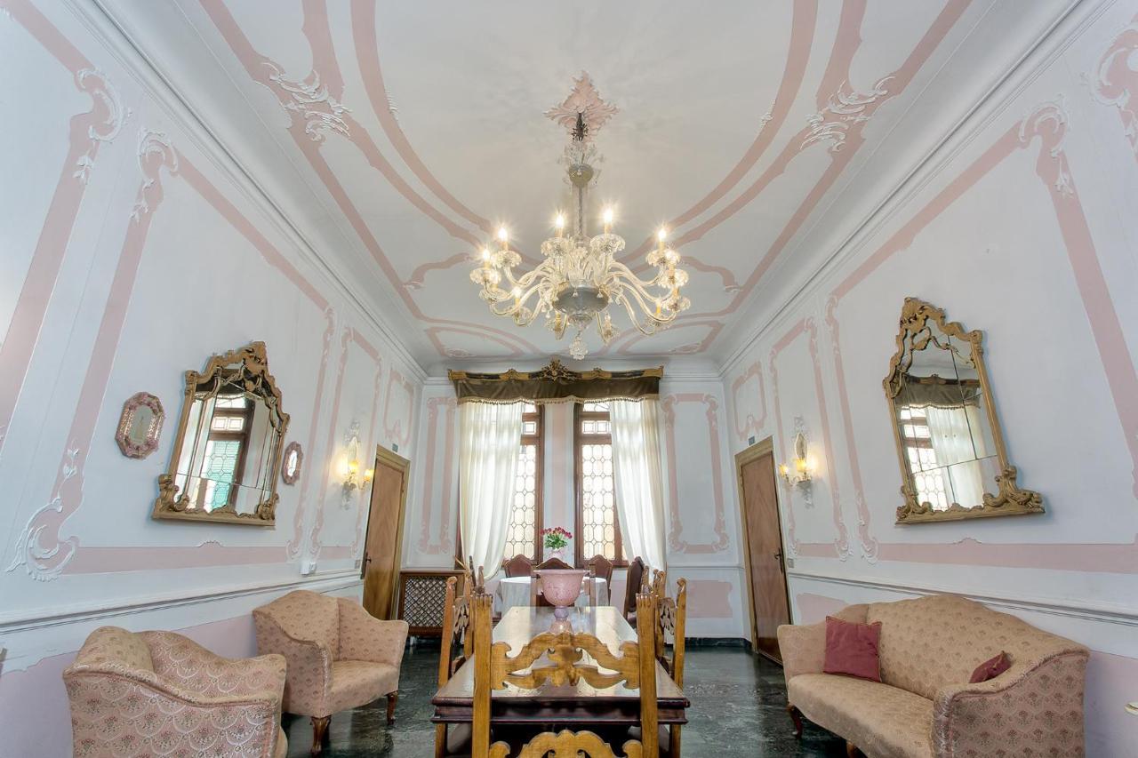 Hotel Mezzo Pozzo 2*