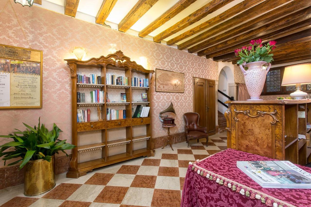 Hotel Mezzo Pozzo Veneza