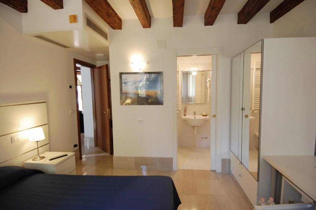 Santa Margherita 3*