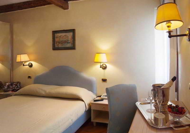 Residenza Favaro Venice