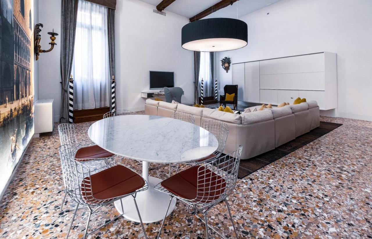 Joseph Apartment