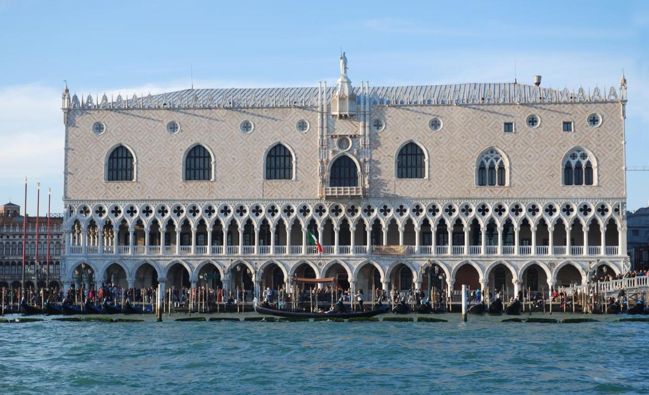 Hotel Maison Ducal 3*