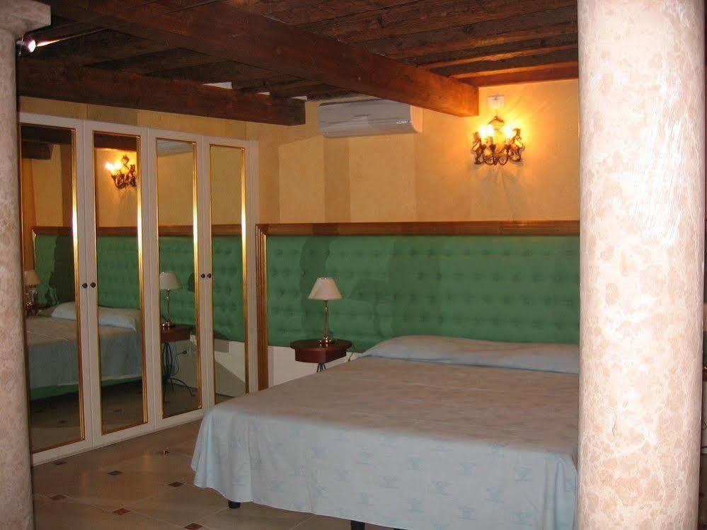 Apartment Sant'angelo - Fenice In Venice