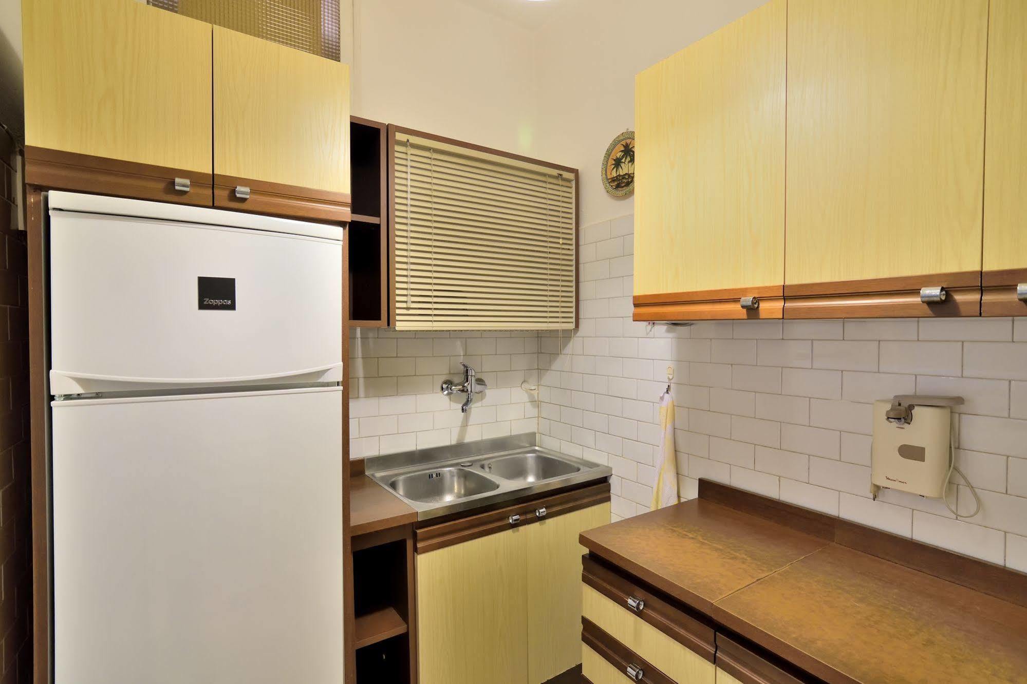 Life Apartment *