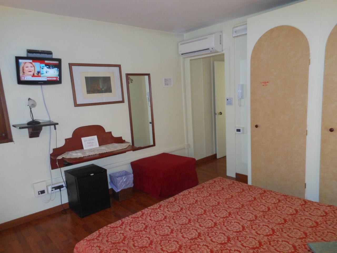 Guest house Ca Del Dose 2*