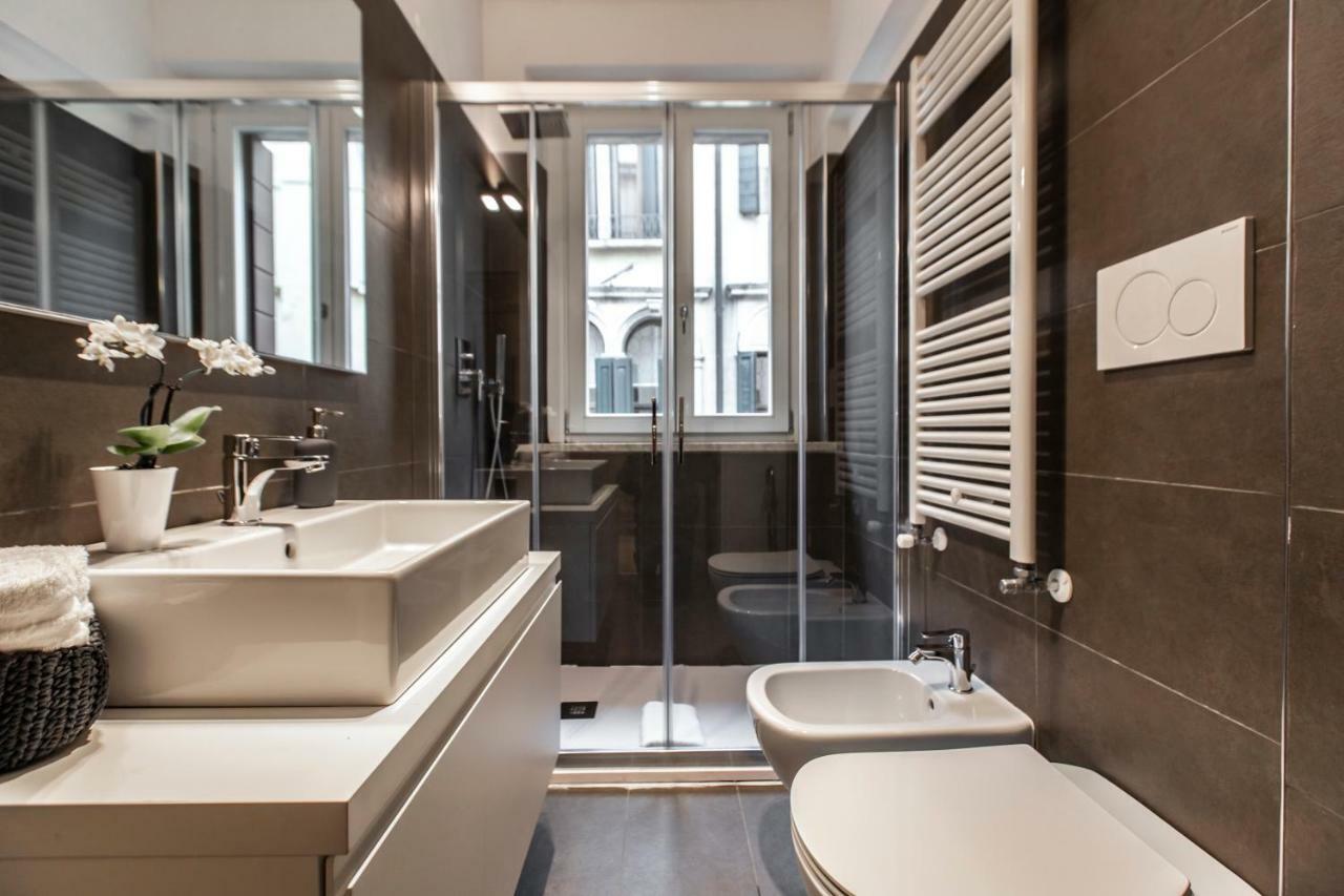 Rialto Canal View Deluxe R&r *