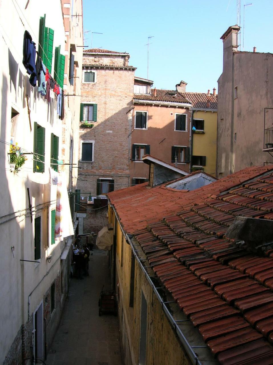 A Rialto Apartment