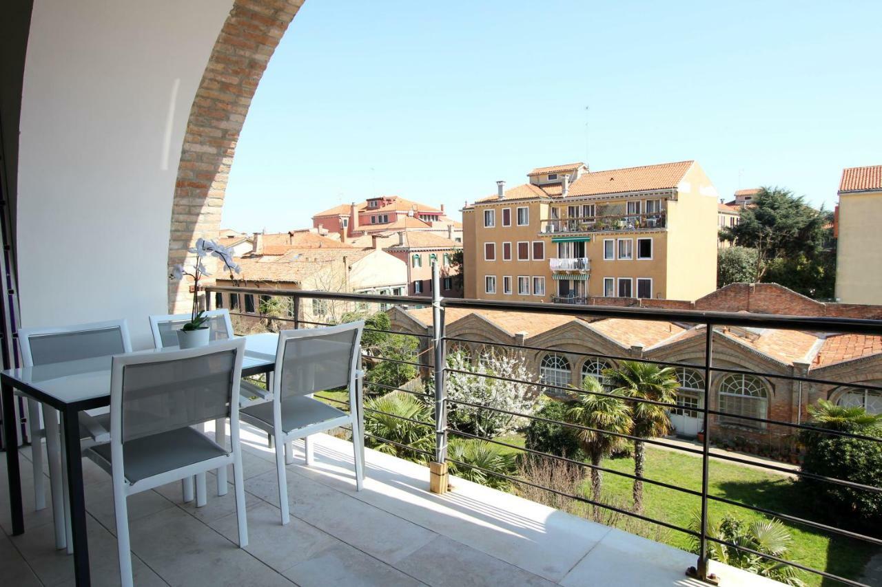 Giudecca Luxury Gallery Apartment Venice
