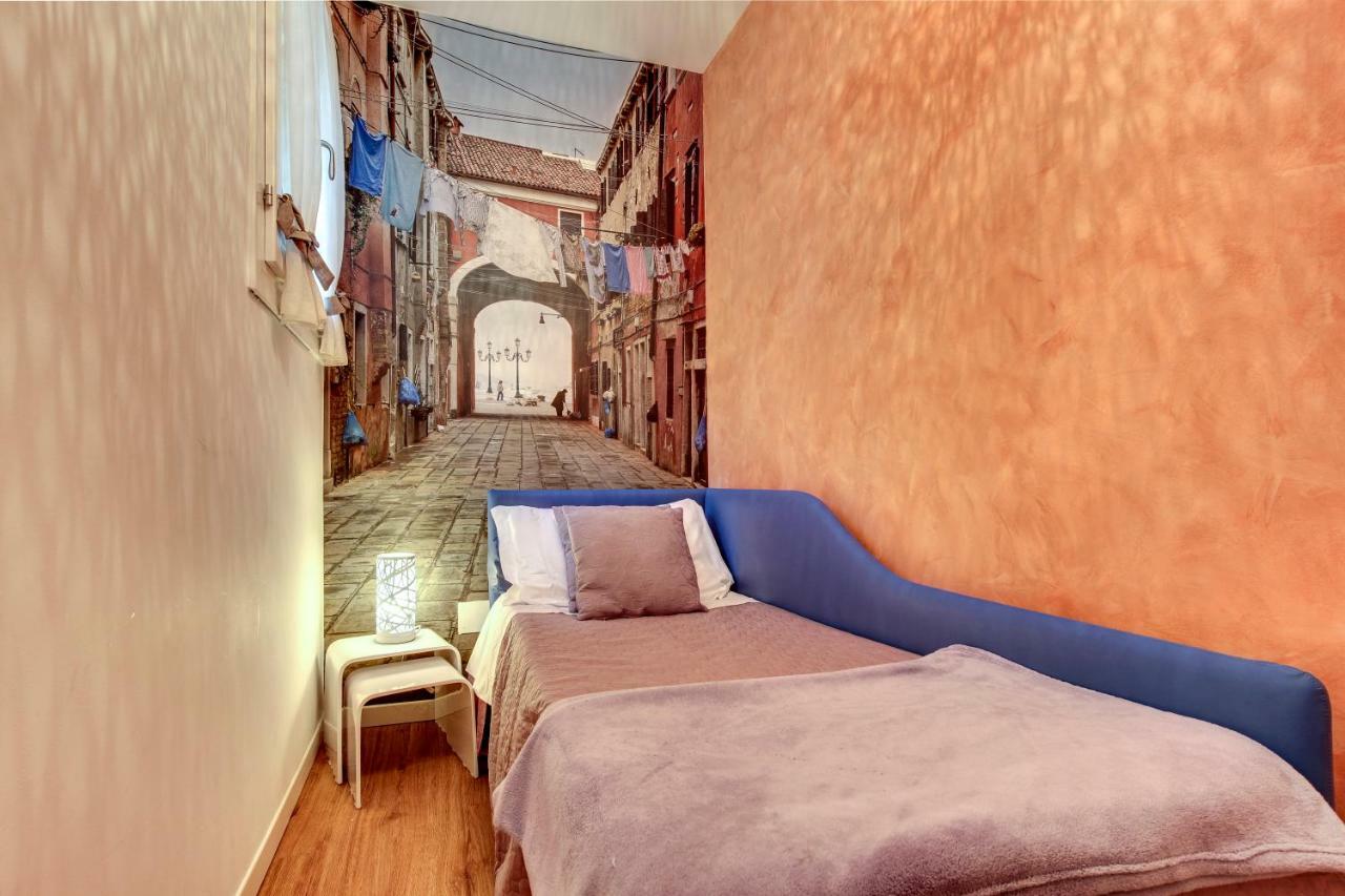 Charming Castello Apartments By Wonderful Italy * Veneza