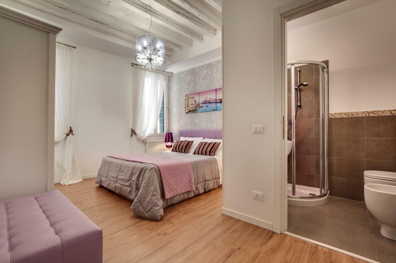 Apartment Charming Castello Apartments By Wonderful Italy