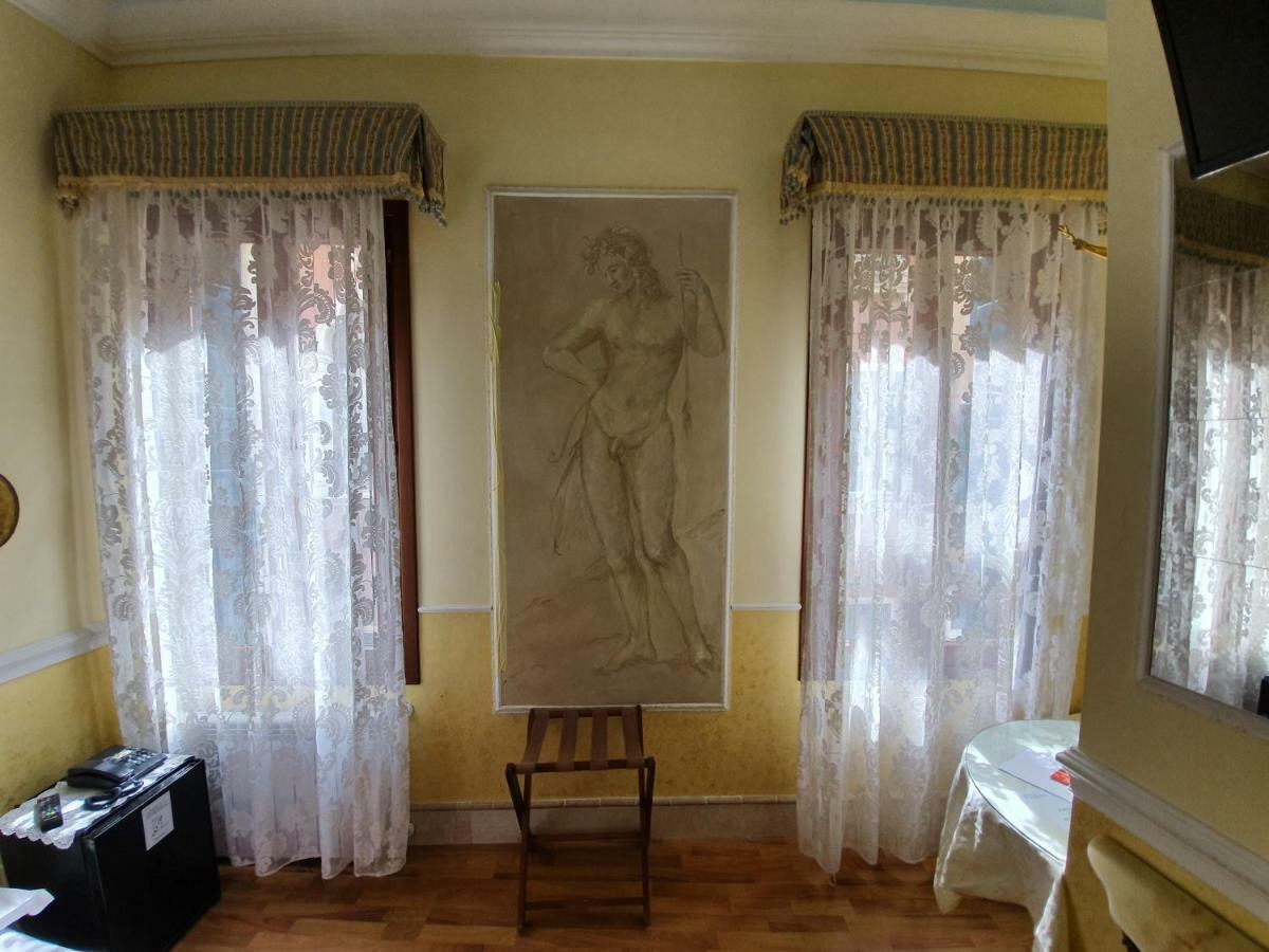 Casa Fenice 2* Venice