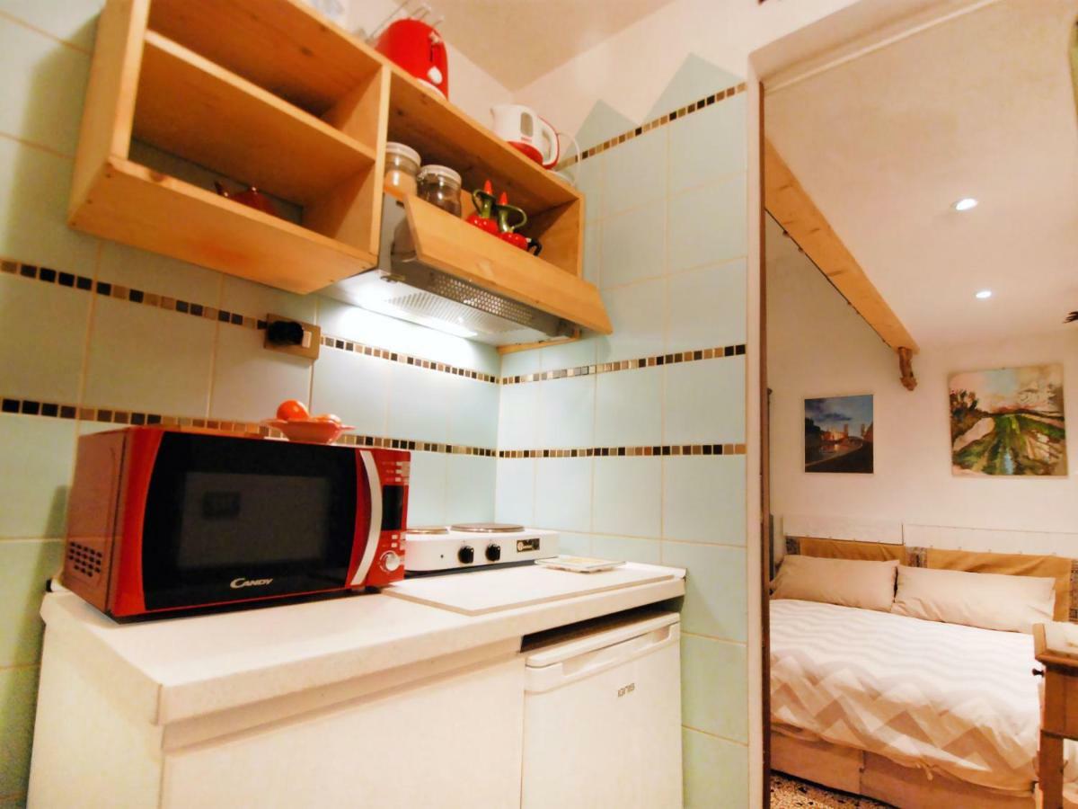 Campo San Maurizio Apartment