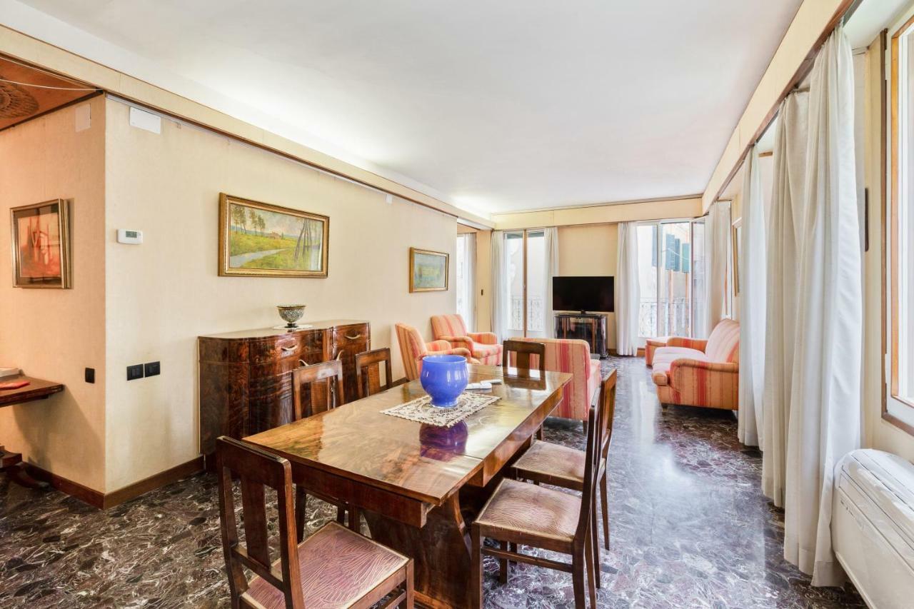 Castello Elegant Apartment *