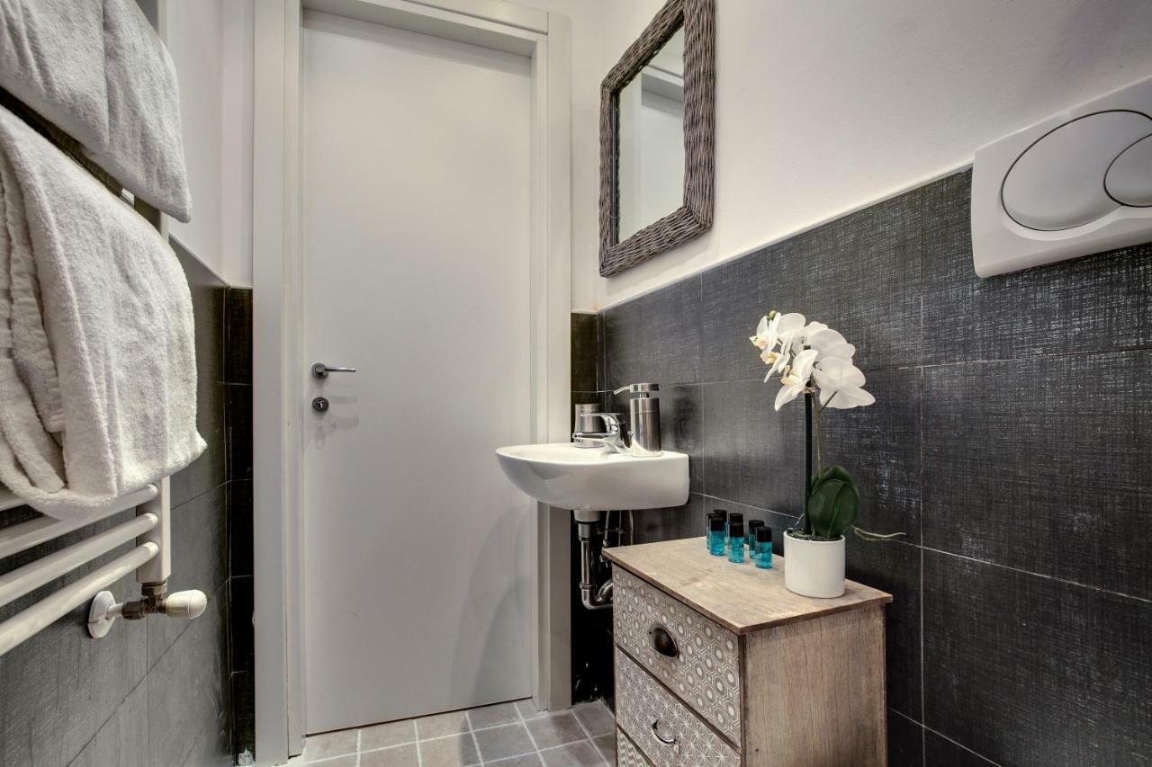 Charming Castello Apartments By Wonderful Italy *