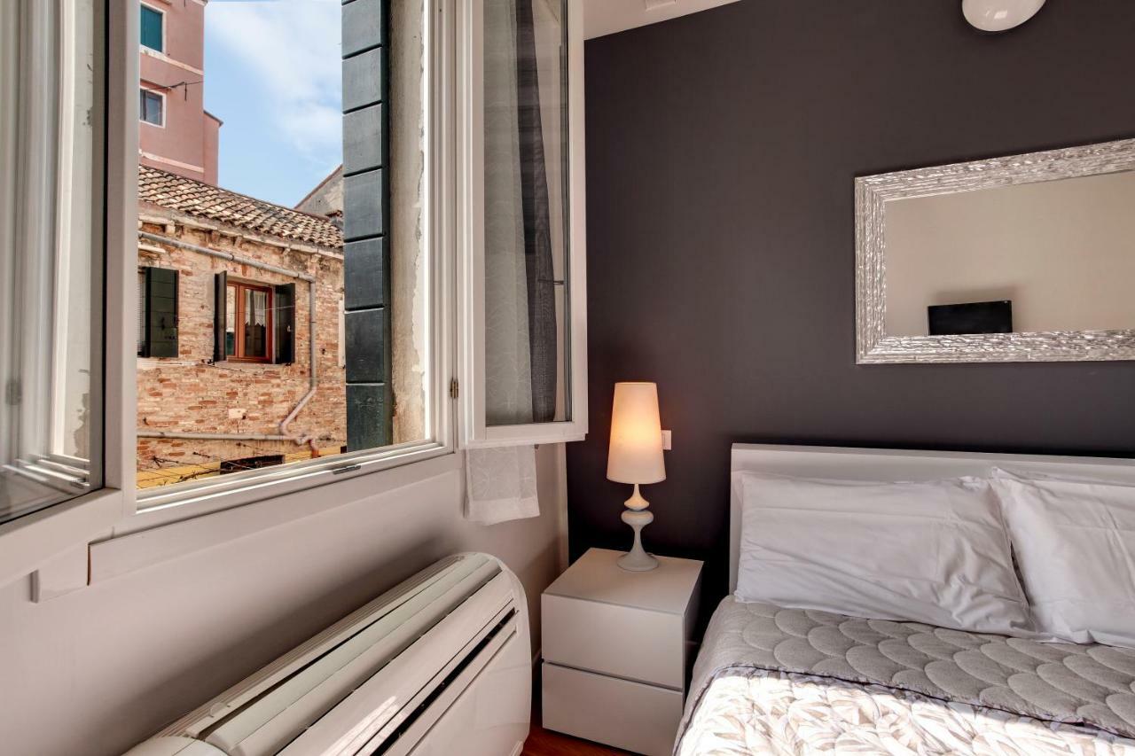 Charming Castello Apartments By Wonderful Italy
