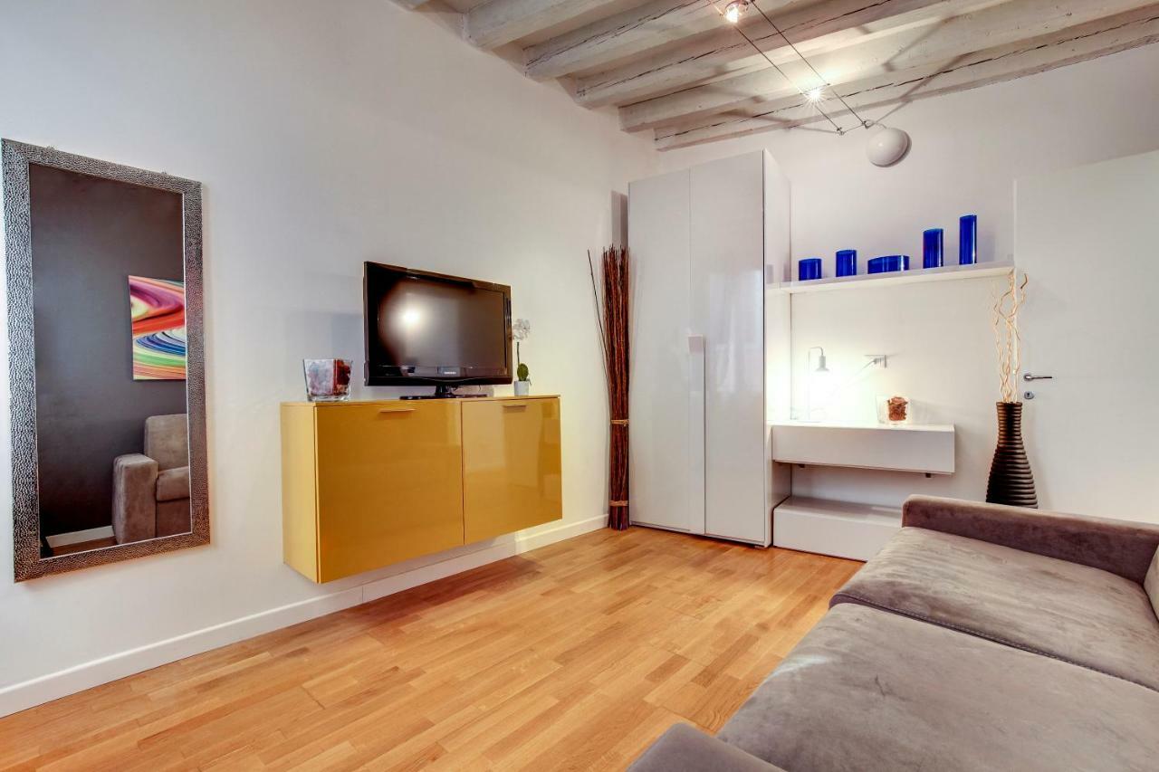 Apartamento Charming Castello Apartments By Wonderful Italy *