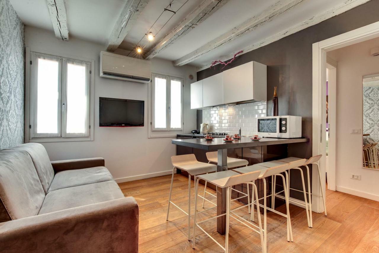 Apartment Ca' D'oro Design By Wonderful Italy