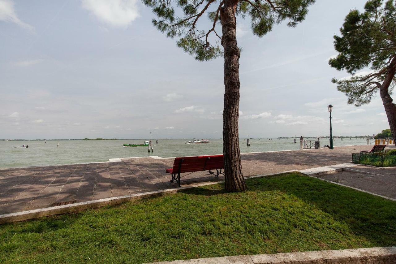 Blue Lagoon * Venice