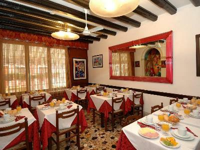 Hesperia Hotel