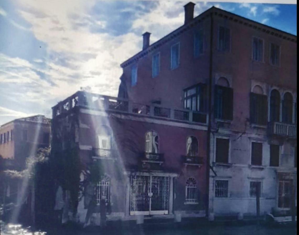 Querini Palace Accademia Gran Canal Historic Bed & Breakfast *