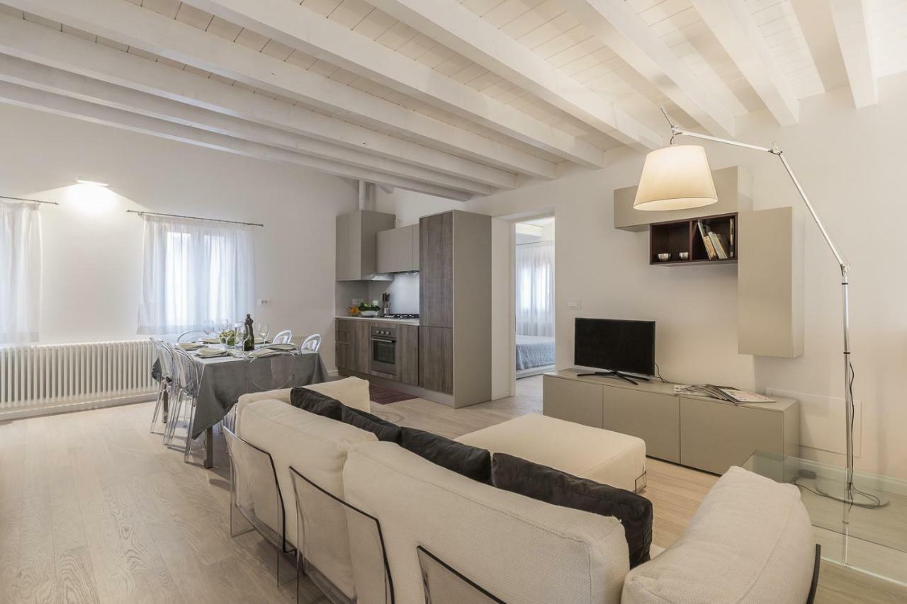 Apartment Ca' Rossini 2