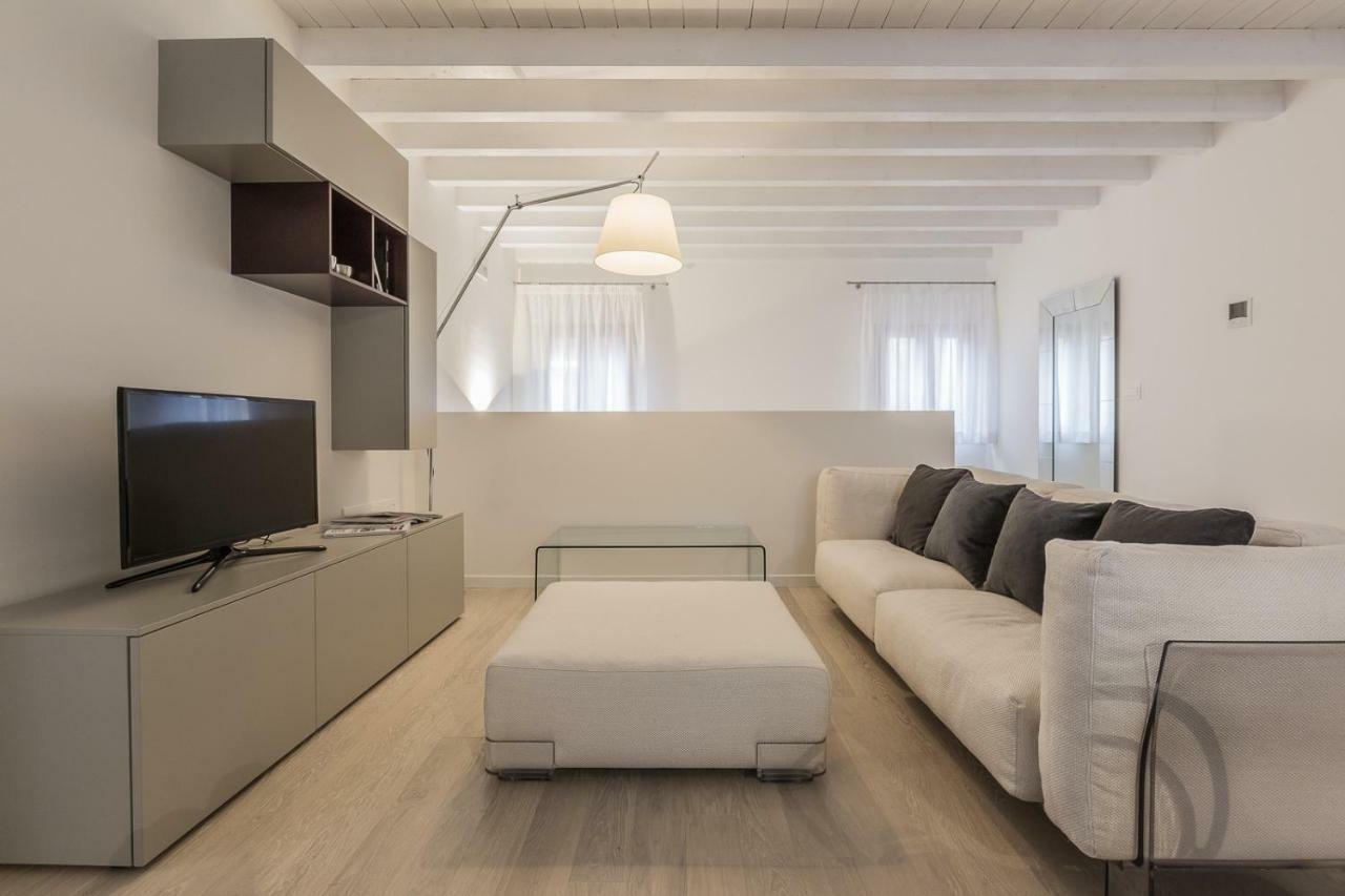 Ca' Rossini 2 Apartment *