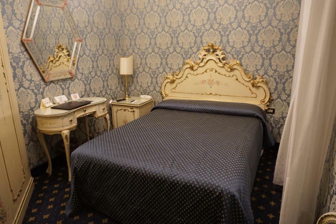 Rialto Hotel Venice