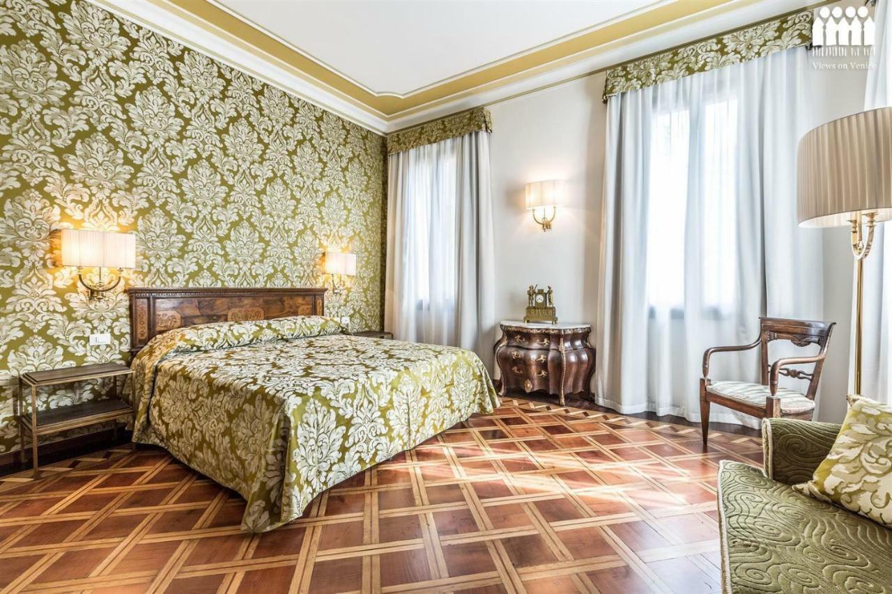 Ca' Del Glicine Terrace Apartment Venice