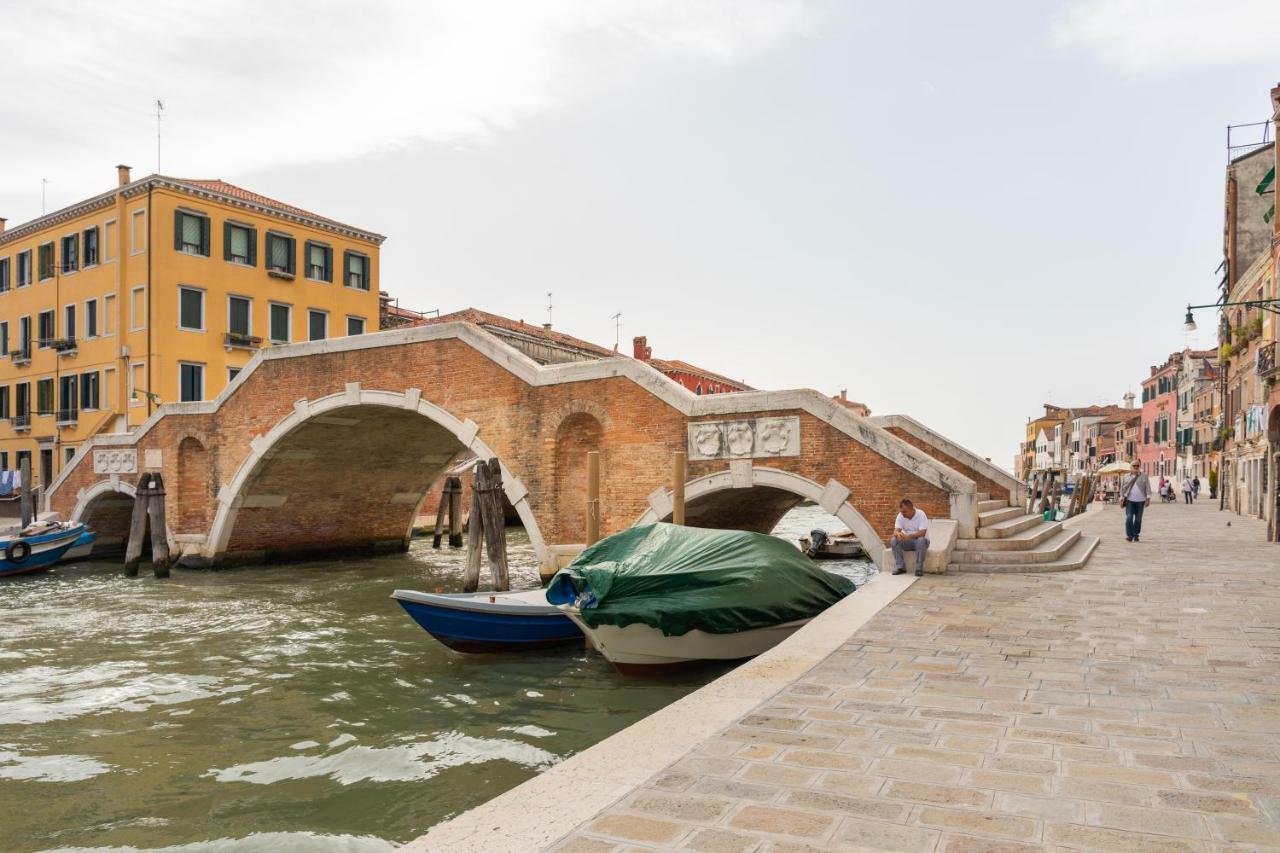 Near Station Santa Lucia Two Bedroom Apartment Venice