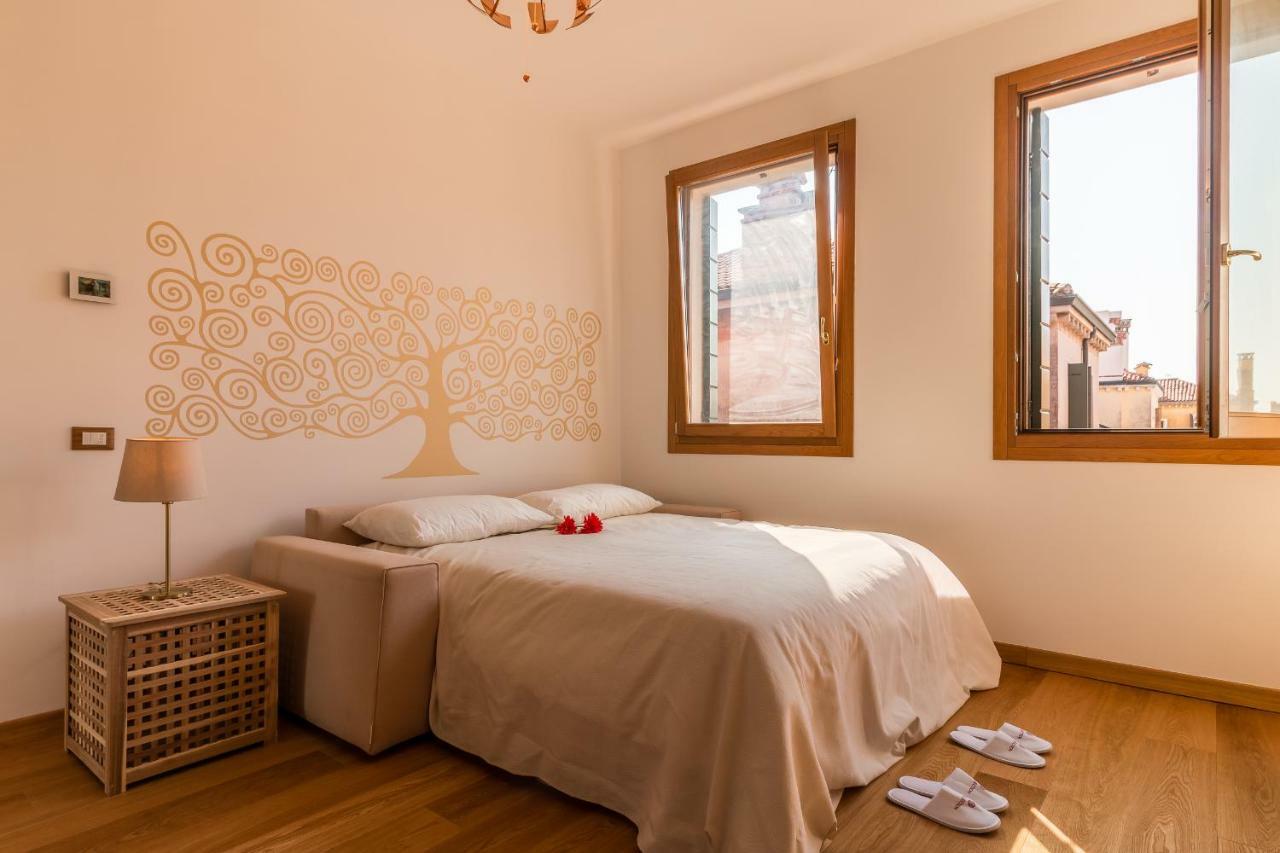 Apartment Sunny Nest Canal View In Chic Movida