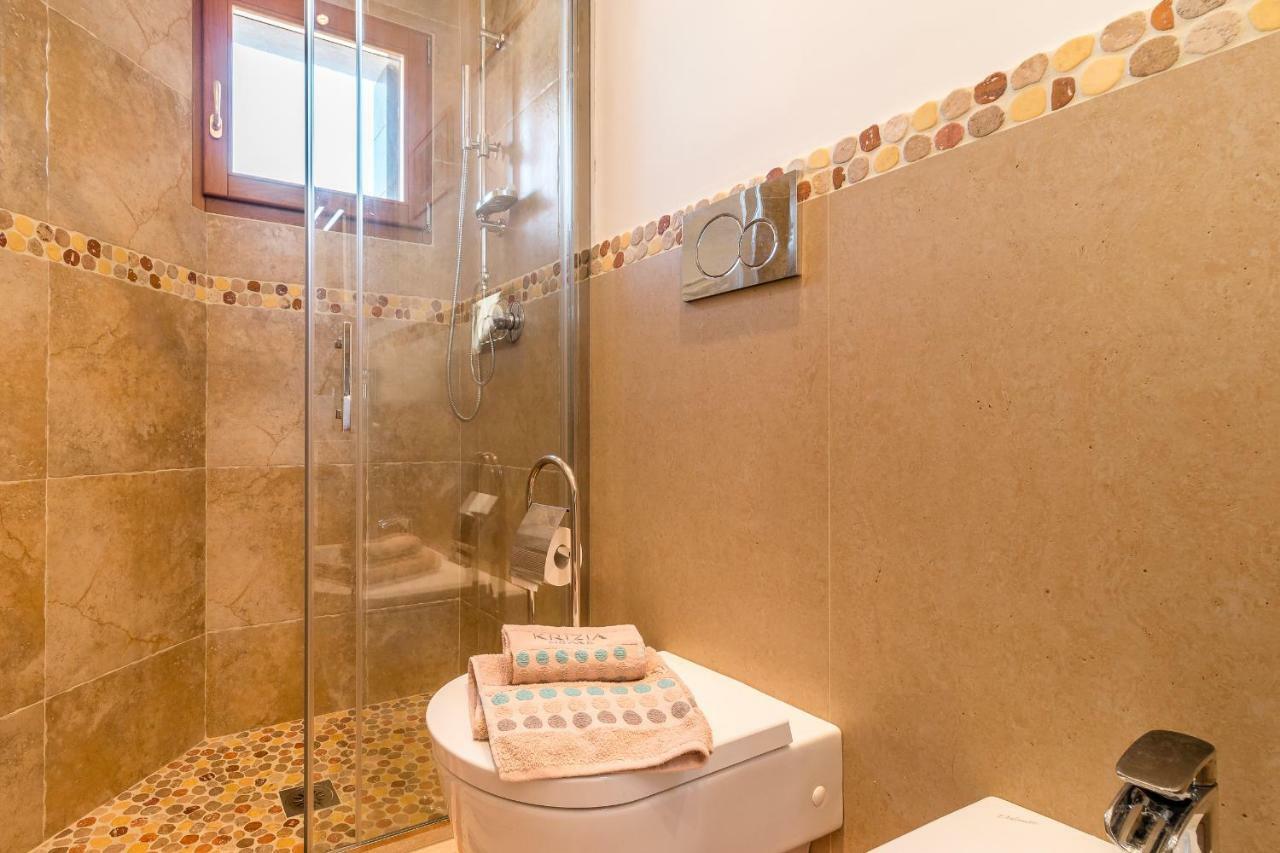 Sunny Nest Canal View In Chic Movida Apartment *