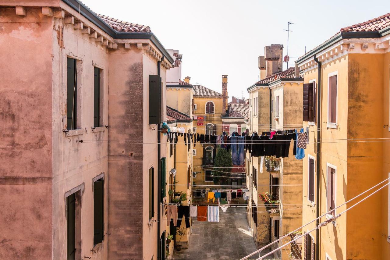 Apartment Sunny Nest Canal View In Chic Movida Venice