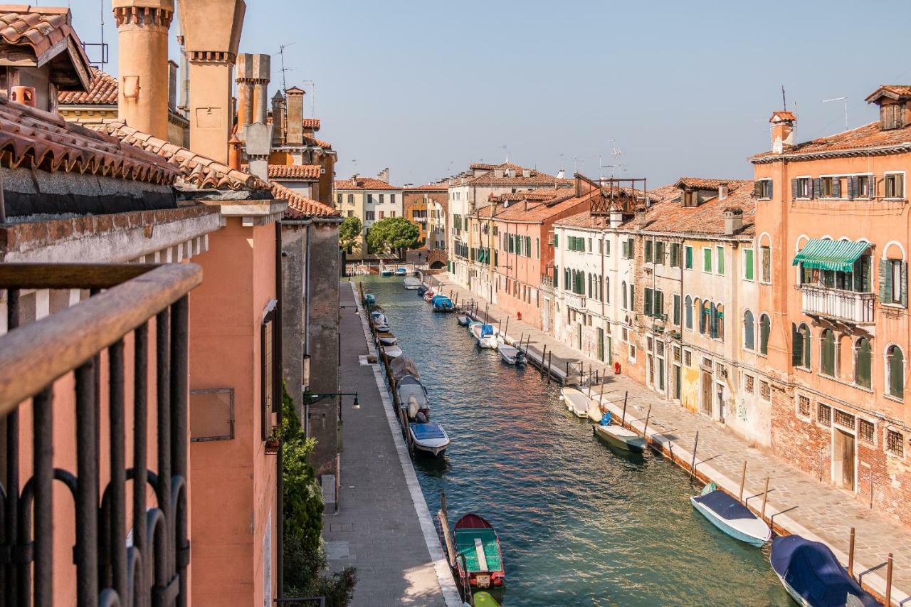 Apartment Sunny Nest Canal View In Chic Movida Venice