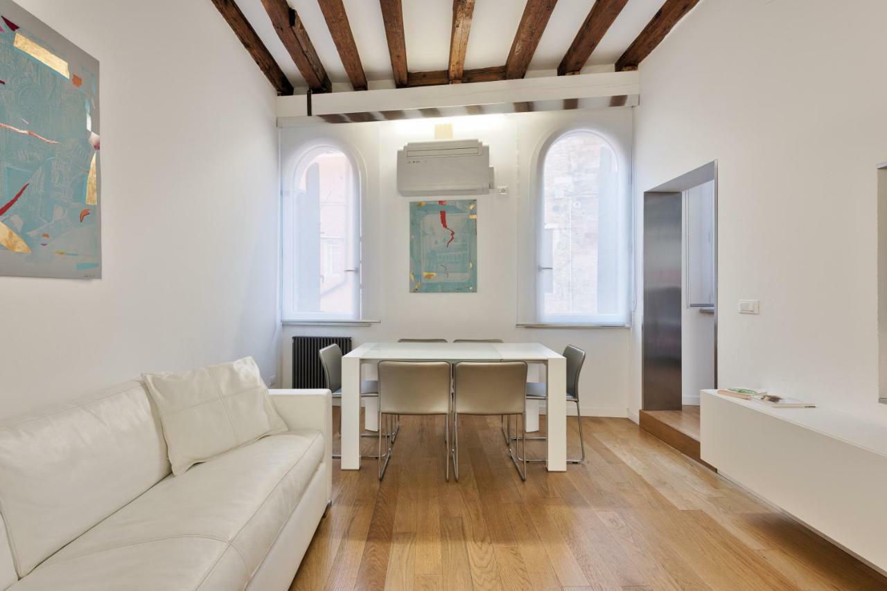 Holidays Apartment