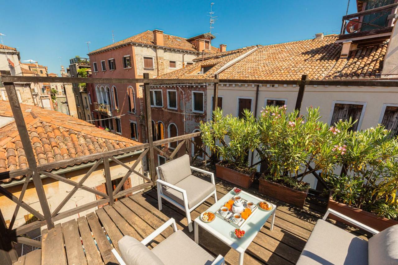 Ca' Romantica Terrace