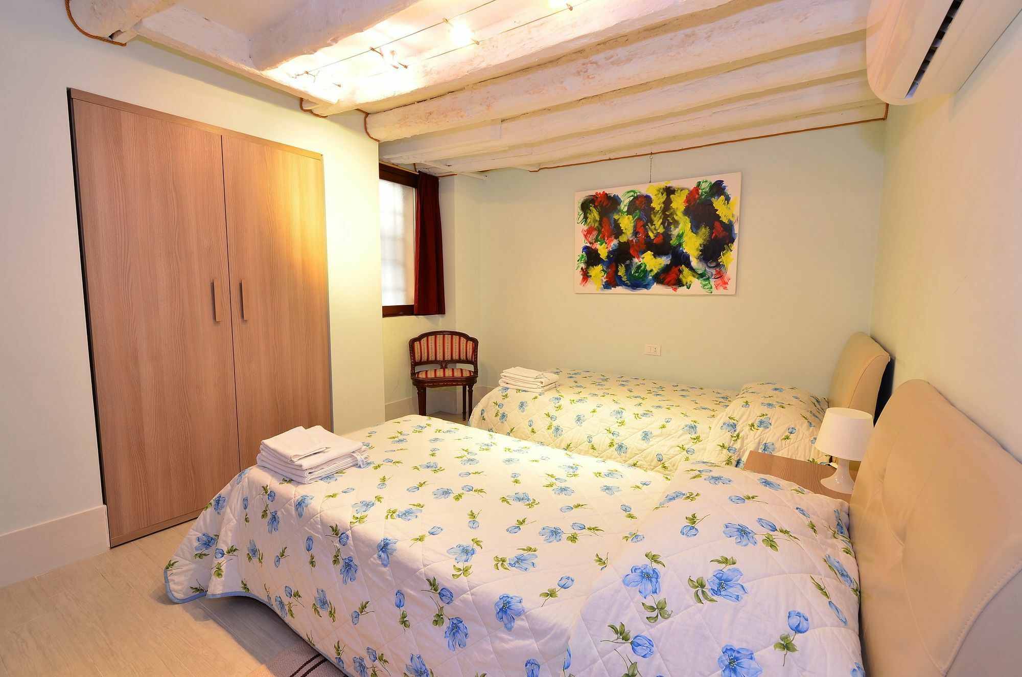 Greta Apartment *