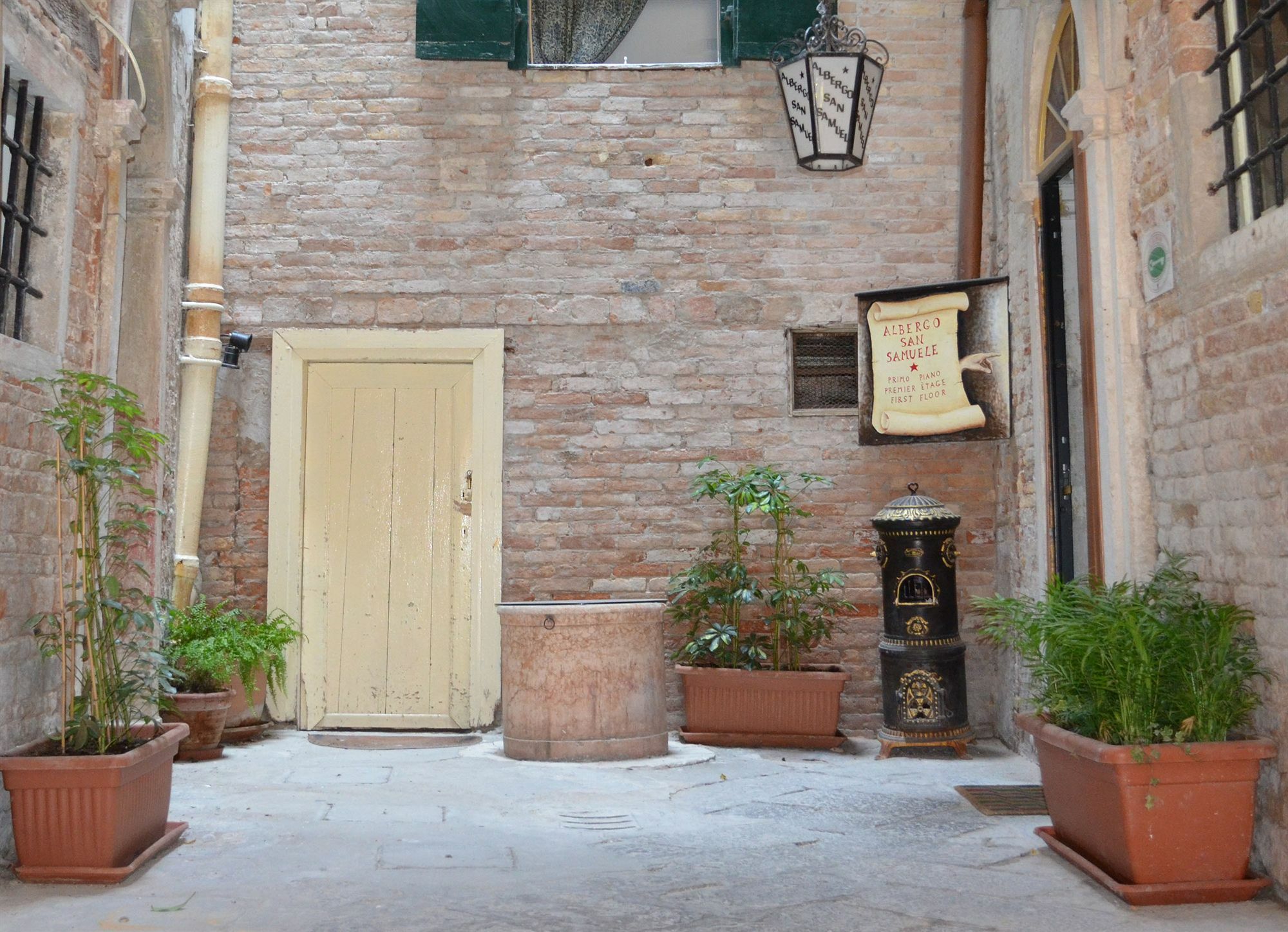 San Samuele Hotel *