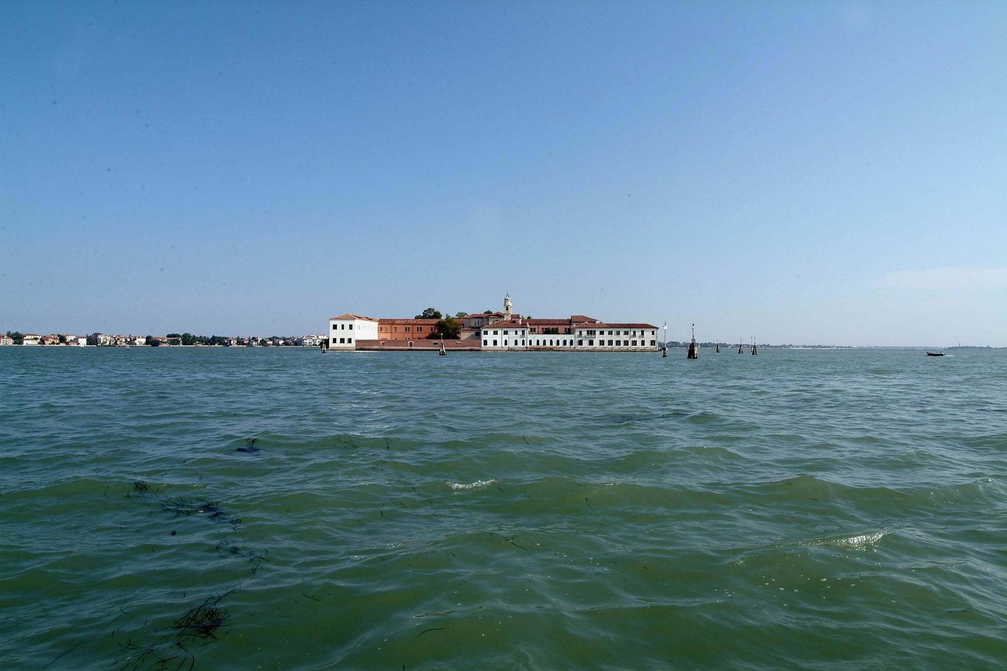 Isola Di San Servolo - Centro Venice