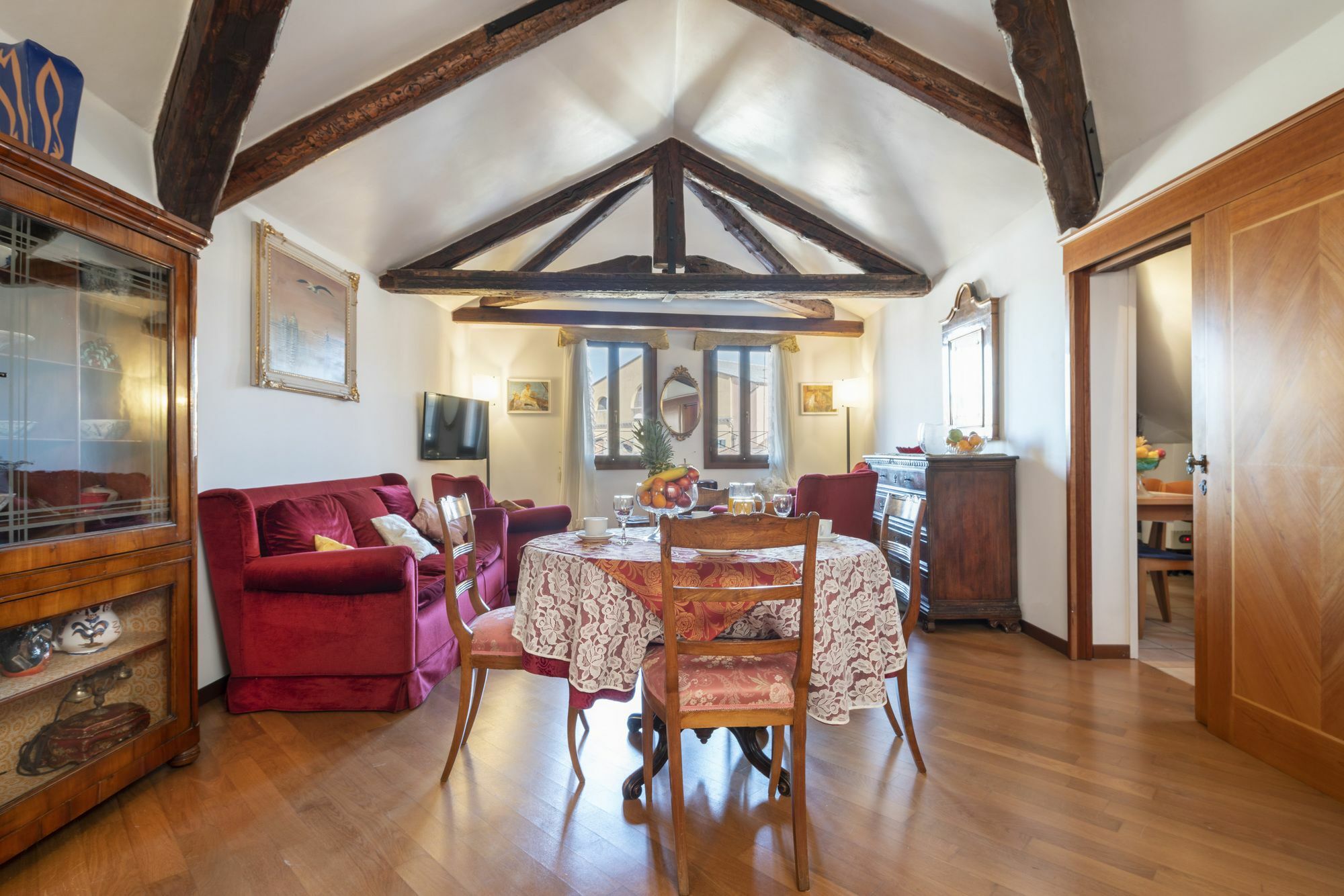 Ve.n.i.ce Cera Angels' Attic * Venice