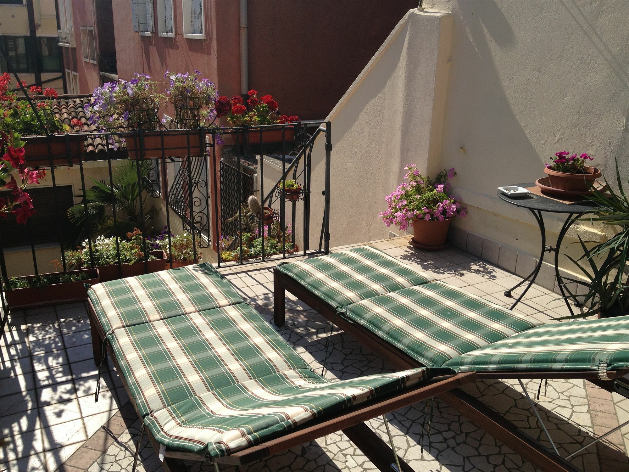 Guest house Herion