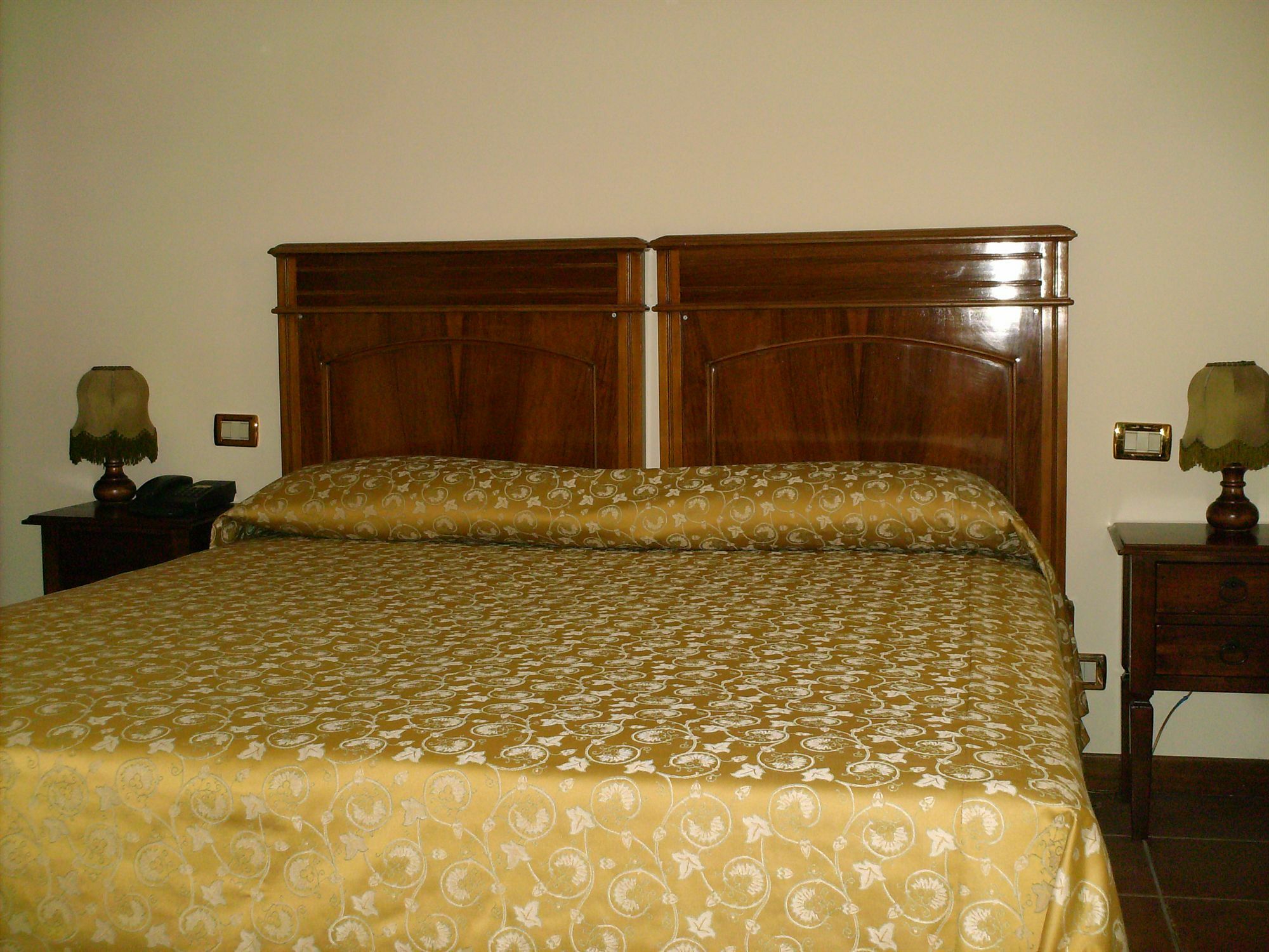 Guest house Herion 2*
