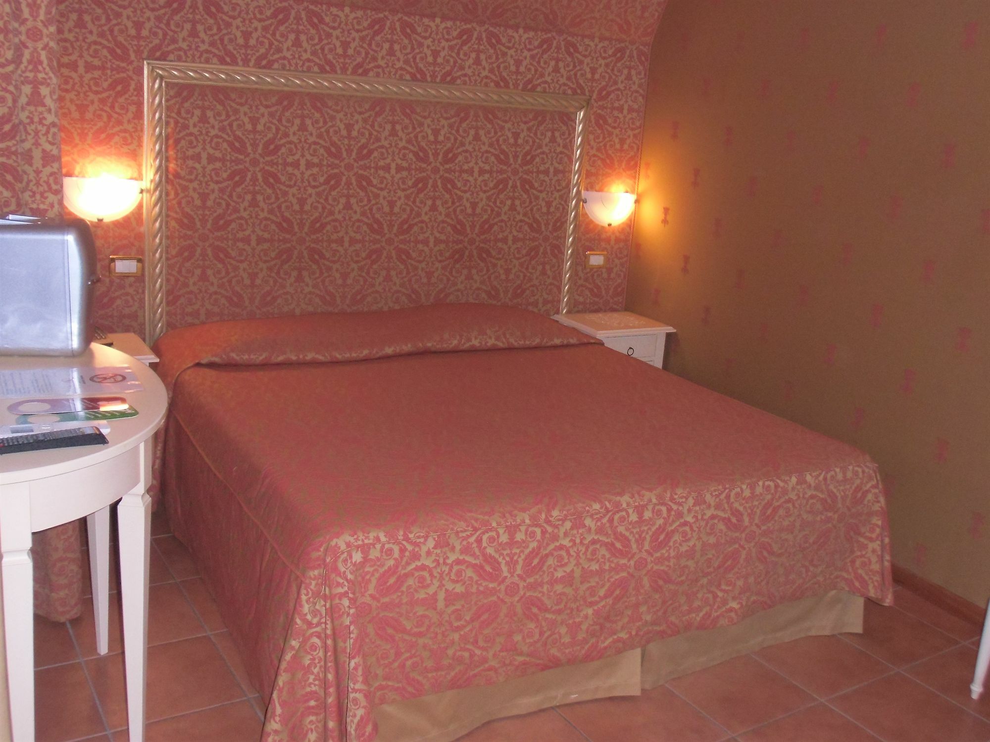 Guest house Herion 2*