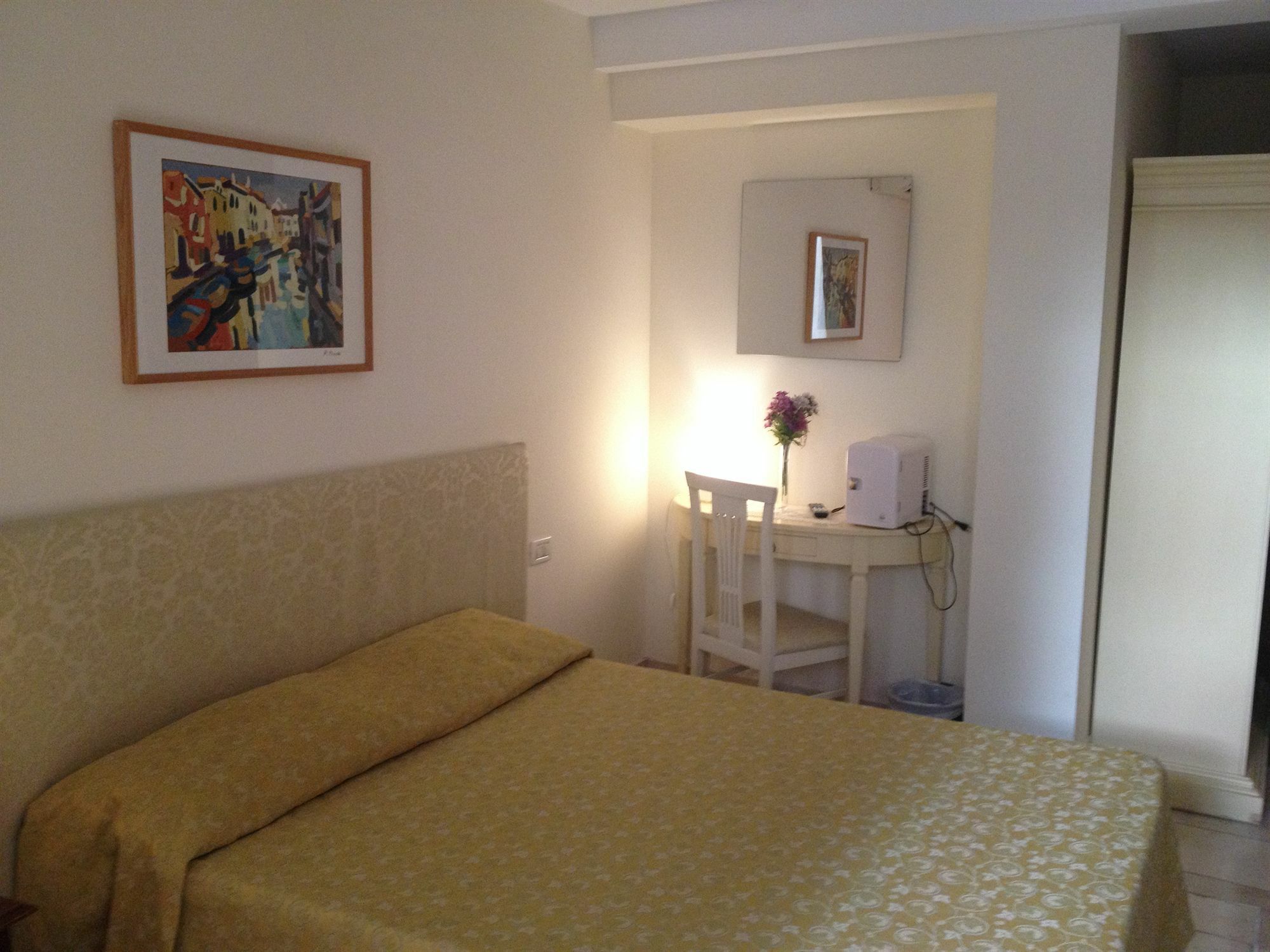 Guest house Herion 2*