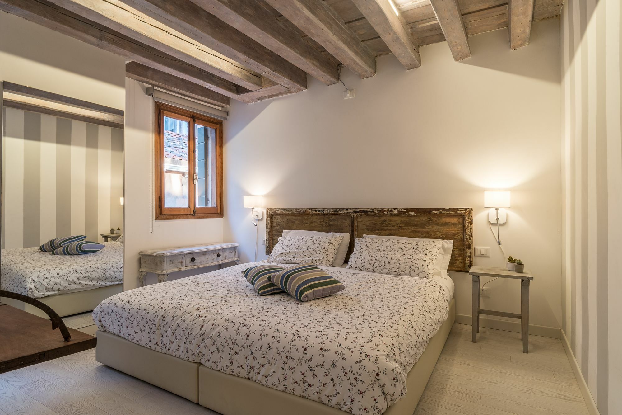 Apartment San Polo 2140 In The Heart Of