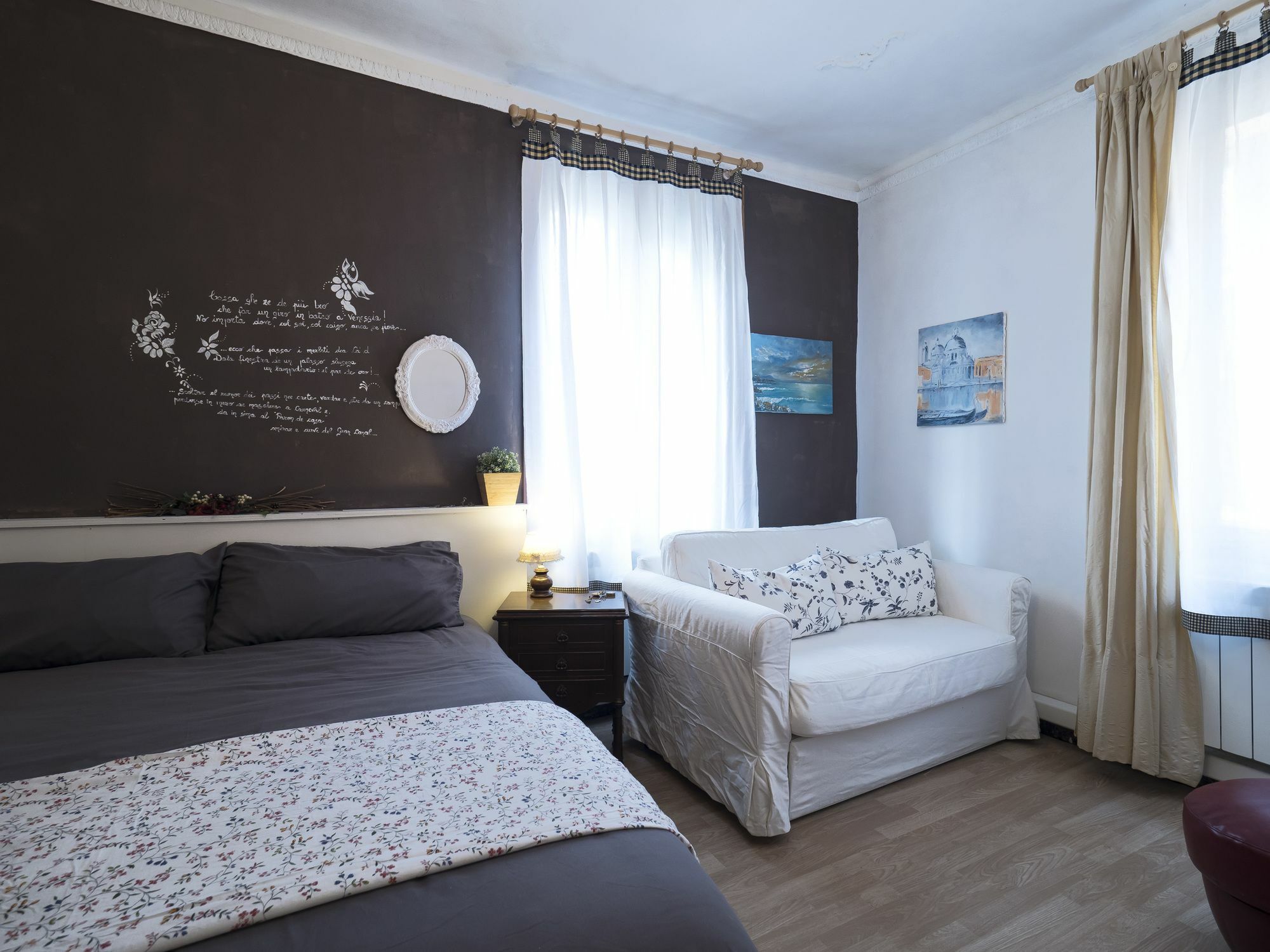 Scrigno Di Tinny Venice